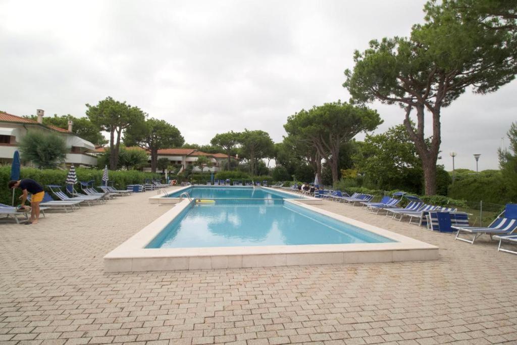 Appartamento Al Porticciolo-Residence Con Piscina-Cavallino Treporti Exterior foto